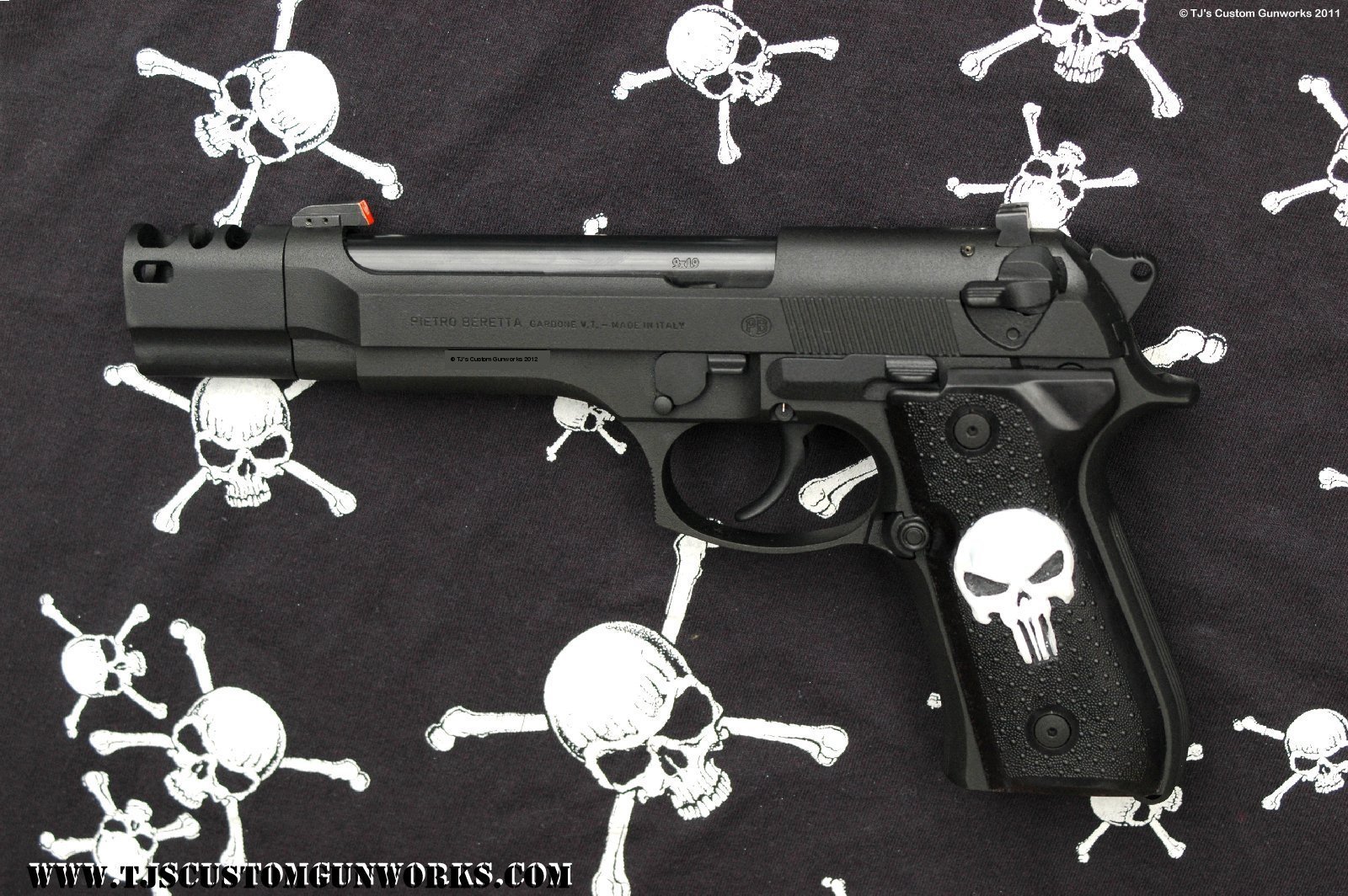 Custom Comped Beretta 92FS With Punisher Style Skull Grips