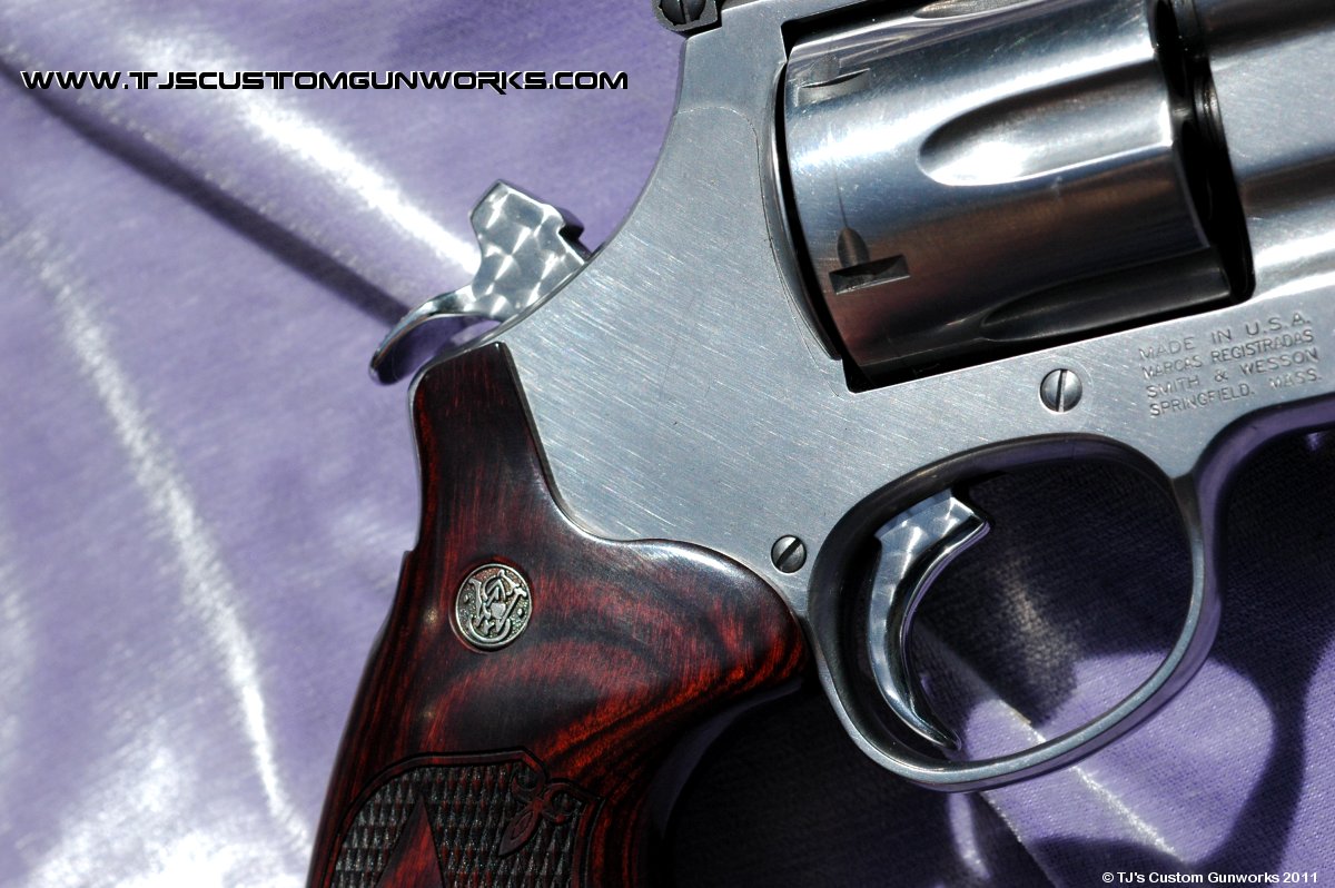 Custom S&W 629 .44 Magnum Jewelled  2