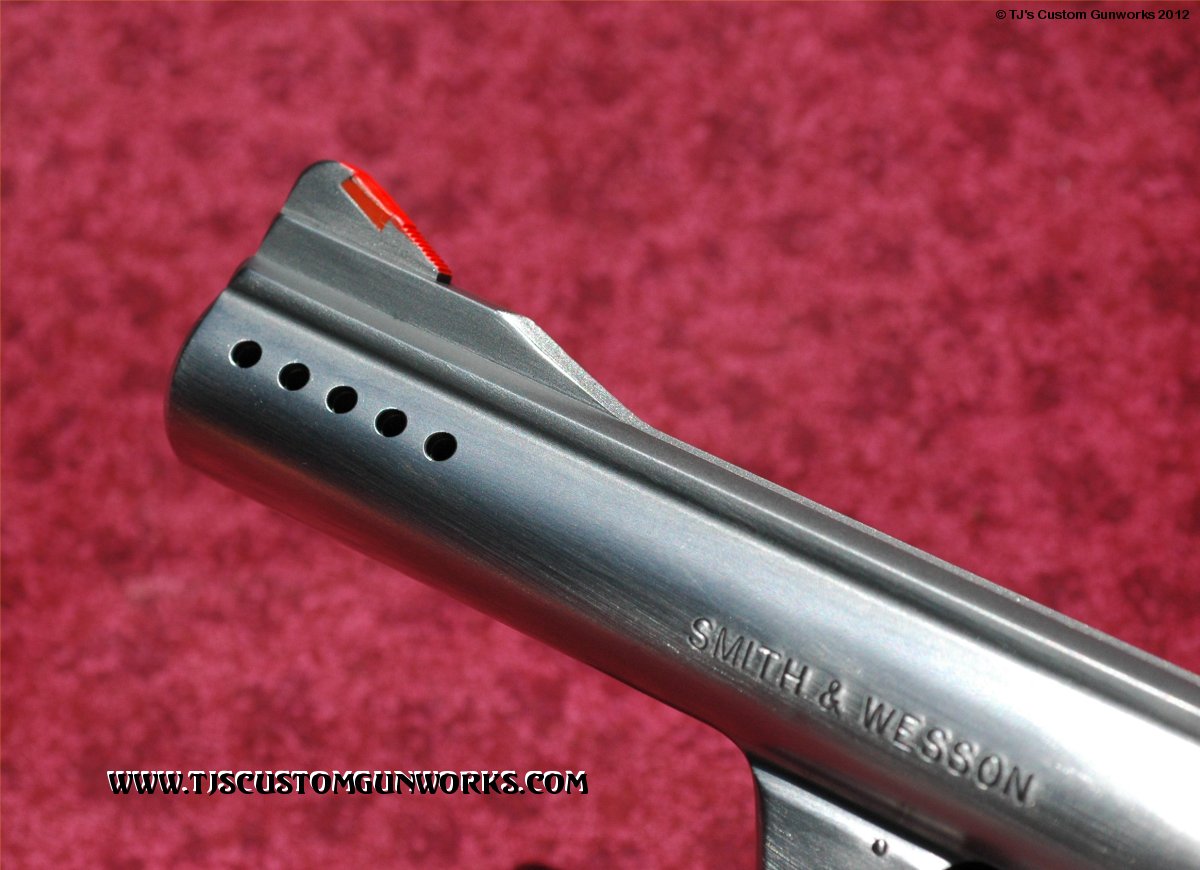 Custom S&W 629 .44 Magnum With Skull Inlays 5