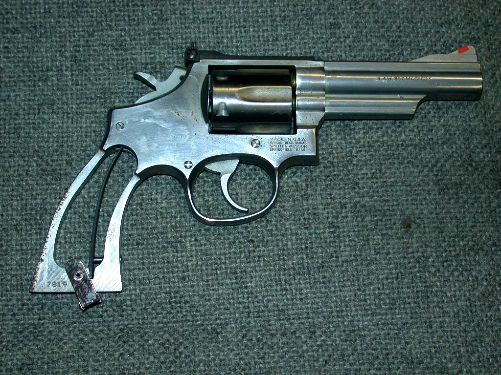 Smith & Wesson Model 66 UnRestored 1