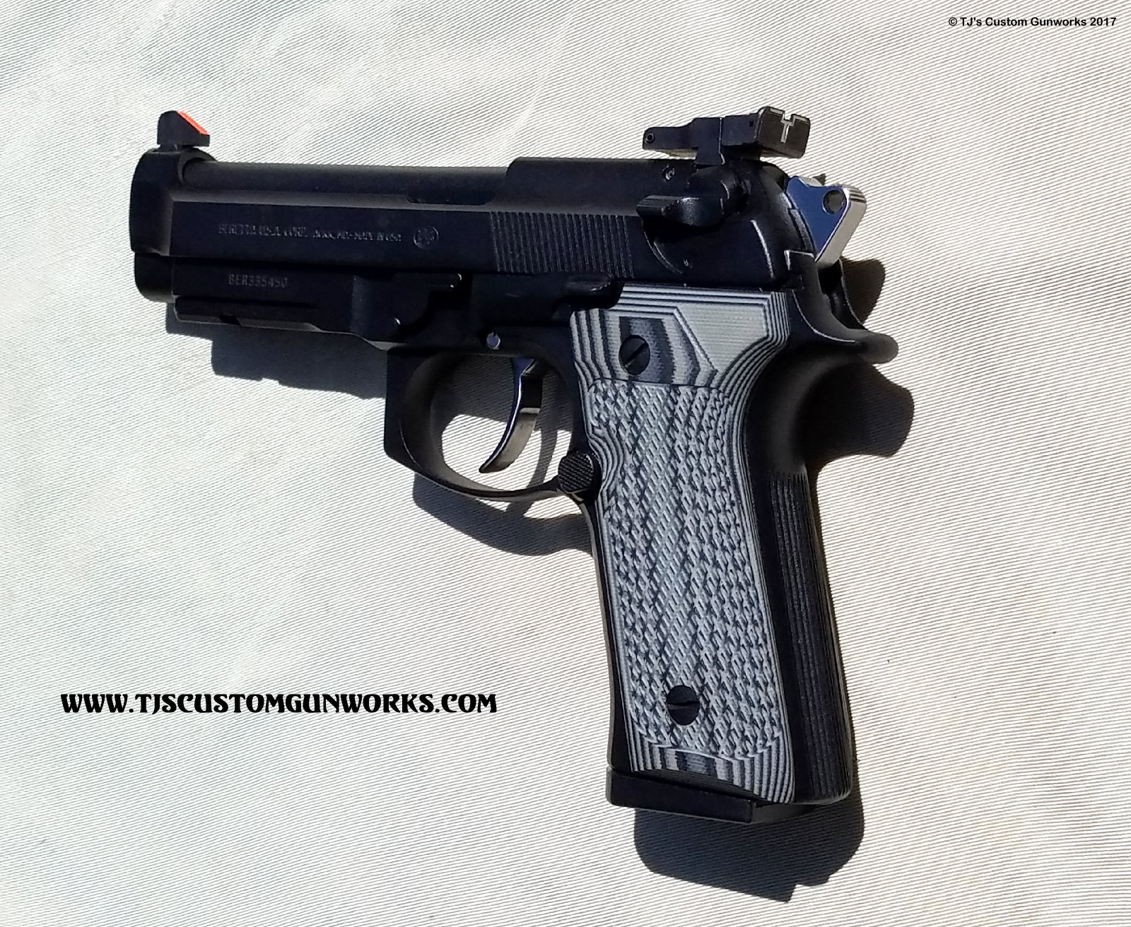 Custom Black Duracoat Beretta 96G VERTEC .40S&W