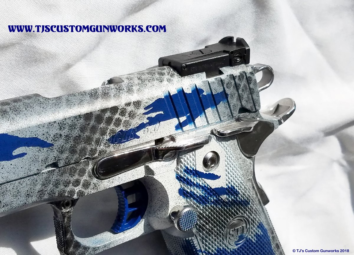 Custom Winter Smurf Hunter STI .45