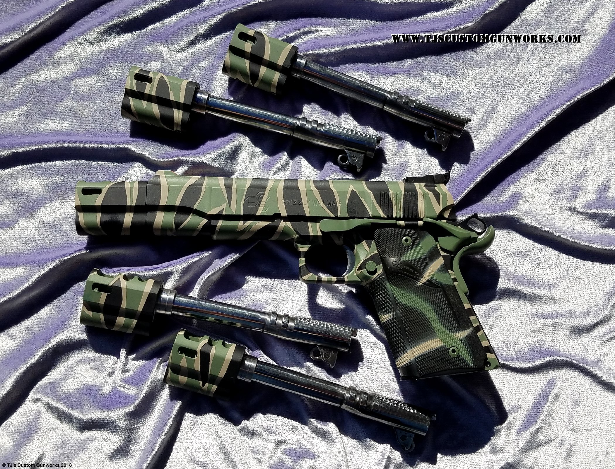 Custom VietNam Tiger L.A.R Grizzly .45WM